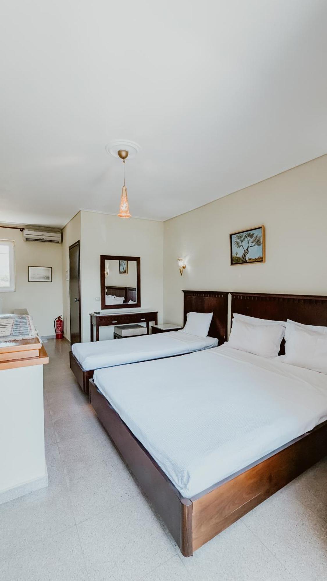 Ariadnes Holiday Accommodation Apidias Lakos Екстериор снимка